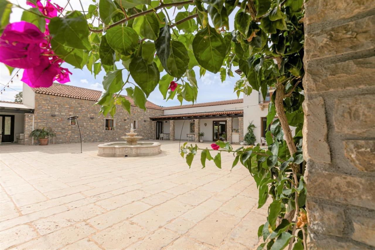 La Corte Del Sole Brucanuova Exterior photo