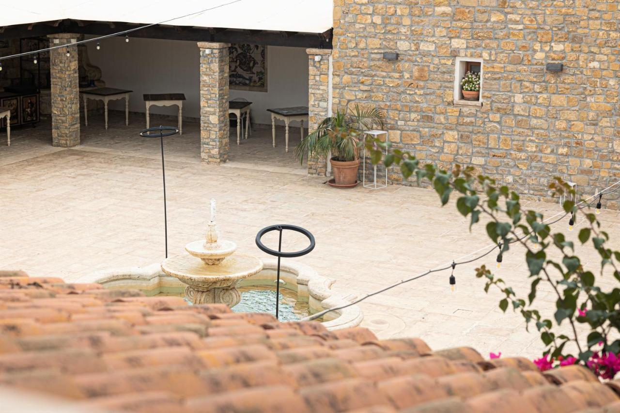 La Corte Del Sole Brucanuova Exterior photo